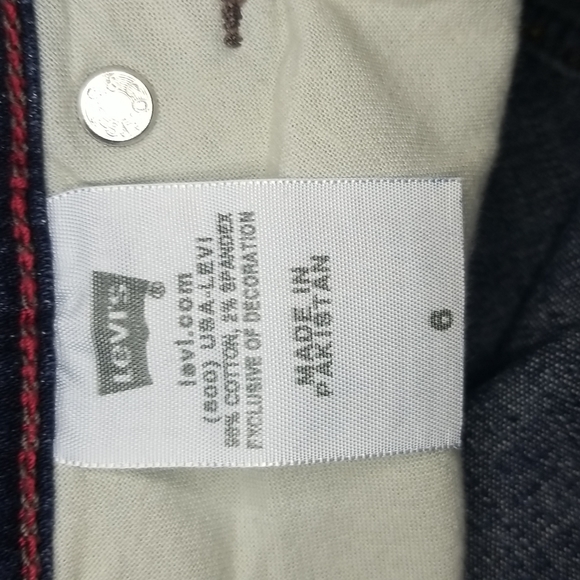Levis perfectly slimming 512 capri - Picture 5 of 14